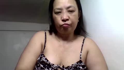 Snapshot of ladybignipples4u chatting on February 2026 10:03:02 AM ladybignipples4u online show from February 2026 10:03:02 AM