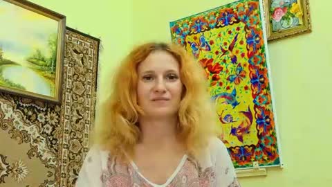Sima Ladybigsmile online show from July 2026 07:39:01 PM