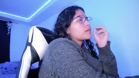 Snapshot of ladybrown_16 chatting on December 2024 04:51:02 AM Lady online show from December 2024 04:51:02 AM