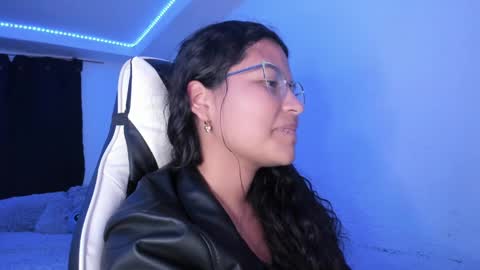 Snapshot of ladybrown_16 chatting on January 2025 05:36:02 AM Lady online show from January 2025 05:36:02 AM