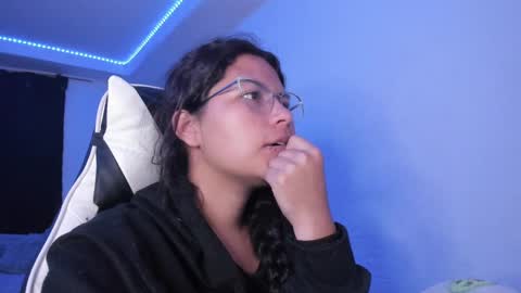 Snapshot of ladybrown_16 chatting on February 2025 05:46:02 AM Lady online show from February 2025 05:46:02 AM