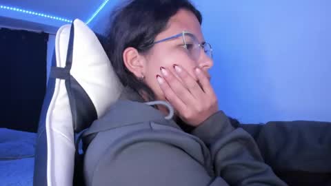 Snapshot of ladybrown_16 chatting on February 2025 09:11:02 AM Lady online show from February 2025 09:11:02 AM