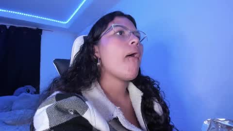 Snapshot of ladybrown_16 chatting on March 2025 02:06:02 AM Lady online show from March 2025 02:06:02 AM