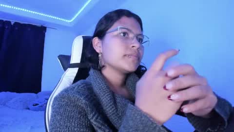 Snapshot of ladybrown_16 chatting on March 2025 03:16:01 AM Lady online show from March 2025 03:16:01 AM