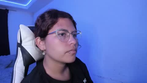 Snapshot of ladybrown_16 chatting on October 2025 02:31:02 AM Lady online show from October 2025 02:31:02 AM