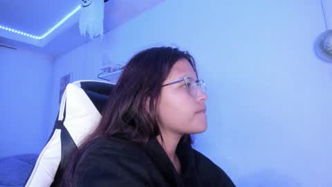 Snapshot of ladybrown_16 chatting on October 2025 02:44:01 AM Lady online show from October 2025 02:44:01 AM