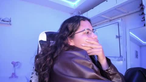  Lady  online show from June 2026 06:52:02 AM