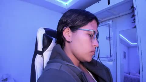  Lady  online show from June 2026 05:43:02 AM
