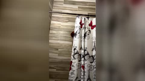 Snapshot of ladycreamypr1 chatting on March 2026 03:11:02 AM onlyfans Ladycreamypr online show from March 2026 03:11:02 AM