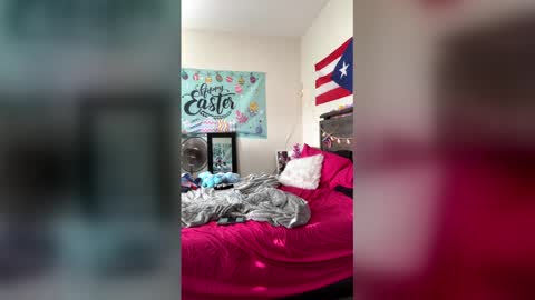 Snapshot of ladycreamypr1 chatting on April 2026 11:41:02 AM onlyfans Ladycreamypr online show from April 2026 11:41:02 AM