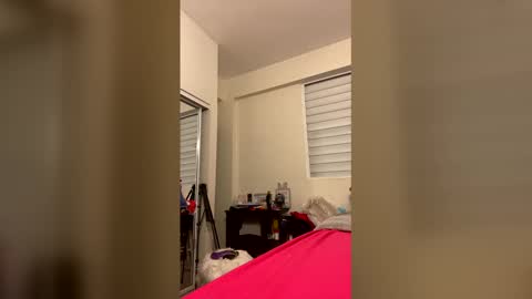 Snapshot of ladycreamypr1 chatting on April 2026 07:14:01 AM onlyfans Ladycreamypr online show from April 2026 07:14:01 AM