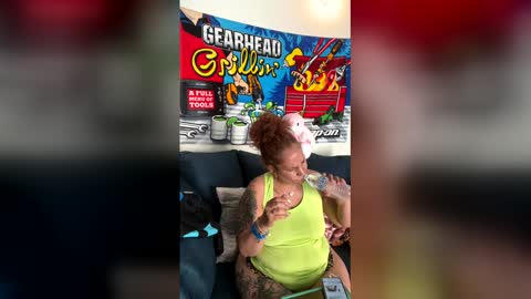 Snapshot of ladycreamypr1 chatting on April 2026 09:30:01 PM onlyfans Ladycreamypr online show from April 2026 09:30:01 PM