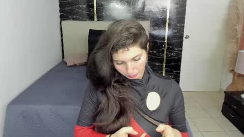  Danna................. online show from June 2026 04:17:01 PM