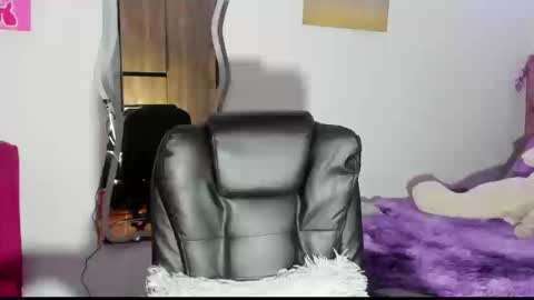 leidy daniela online show from September 2025 01:05:02 AM