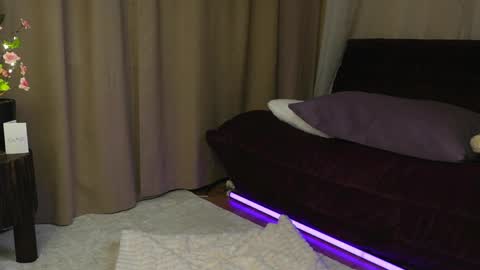 LadyEmelymoon online show from June 2026 08:14:02 PM