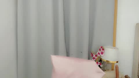 ladyfucker_ online show from October 2025 12:20:01 AM