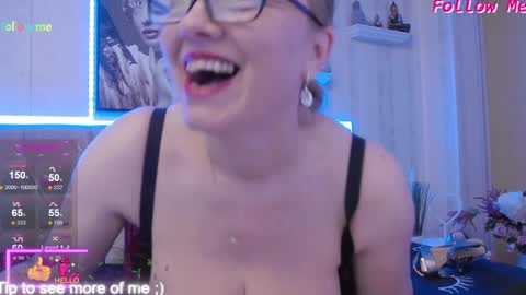 Snapshot of ladyjeen chatting on January 2025 07:46:01 PM Lady Jeen Back on Sunday 8th of December online show from January 2025 07:46:01 PM