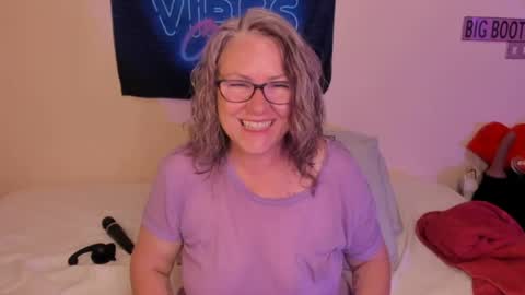 Snapshot of ladylanaxo chatting on June 2026 07:21:02 AM Next Stream online show from June 2026 07:21:02 AM
