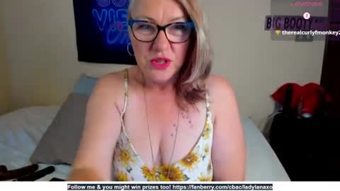 Snapshot of ladylanaxo chatting on July 2026 05:59:02 AM Next Stream online show from July 2026 05:59:02 AM