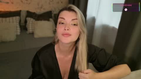 ladylancaster online show from June 2026 03:12:01 PM