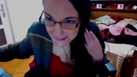 LadyLHoty online show from April 2026 08:40:01 PM