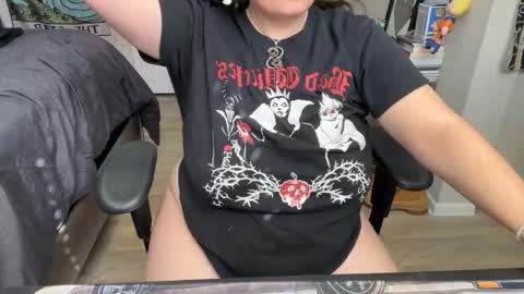 Snapshot of ladyloki111 chatting on January 2026 05:49:02 PM LadyLoki111 online show from January 2026 05:49:02 PM