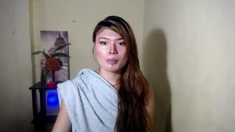 LILY online show from July 2026 09:52:02 PM