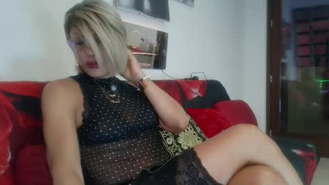 Oxana online show from May 2026 12:40:01 AM