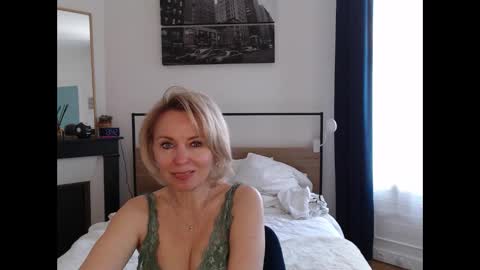 Snapshot of ladysexyx chatting on March 2026 12:42:01 PM ladysexyx online show from March 2026 12:42:01 PM