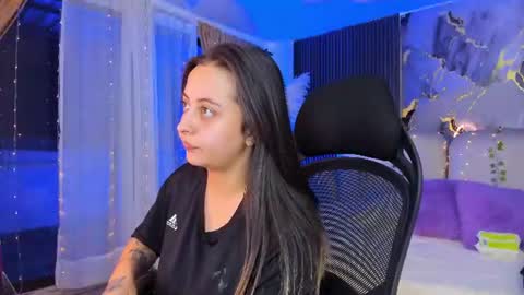 Lady  online show from July 2026 04:18:01 AM