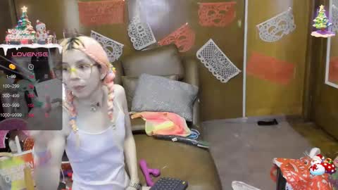 Snapshot of laflakita21 chatting on February 2025 04:23:01 AM Skinnygirl online show from February 2025 04:23:01 AM