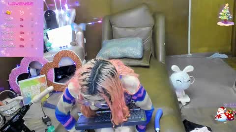 Snapshot of laflakita21 chatting on September 2025 12:12:01 AM Skinnygirl online show from September 2025 12:12:01 AM