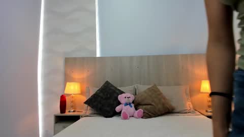 Snapshot of laia_cruz chatting on October 2025 07:02:01 PM Laia Cruz online show from October 2025 07:02:01 PM