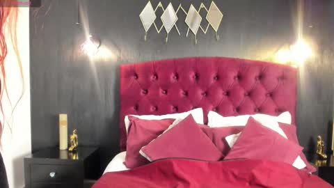 Snapshot of laia_jonees chatting on September 2025 12:40:02 PM Laia online show from September 2025 12:40:02 PM