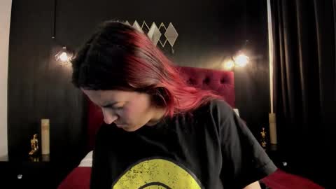 Snapshot of laia_jonees chatting on October 2025 12:14:02 PM Laia online show from October 2025 12:14:02 PM