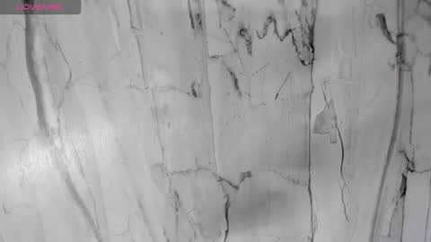 laiily bell online show from January 2026 12:43:01 PM