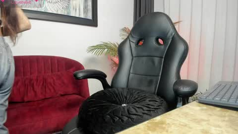 laila_angel online show from May 2026 02:20:02 AM