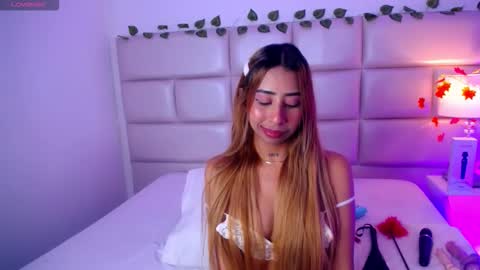 Snapshot of lailastilwills chatting on November 2025 02:11:02 AM Laila Stilwills online show from November 2025 02:11:02 AM