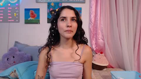 Snapshot of lailypink chatting on December 2024 12:45:02 AM samanta online show from December 2024 12:45:02 AM