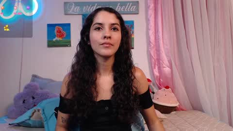 Snapshot of lailypink chatting on December 2024 02:31:02 AM samanta online show from December 2024 02:31:02 AM