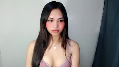 Snapshot of laire_allure chatting on May 2026 06:09:02 AM laire online show from May 2026 06:09:02 AM