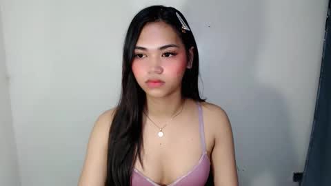 Snapshot of laire_allure chatting on May 2026 07:03:01 AM laire online show from May 2026 07:03:01 AM