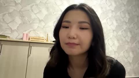 Luna online show from September 2025 03:45:01 PM