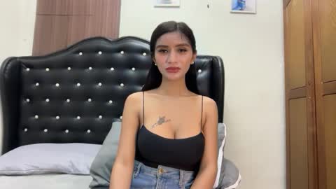kristine online show from June 2026 10:38:02 PM