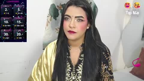 Laskhmirani online show from May 2026 12:33:01 PM