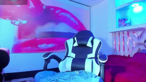 Lala clark online show from September 2025 12:53:01 PM