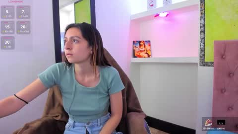 Lala clark online show from October 2025 01:34:01 PM