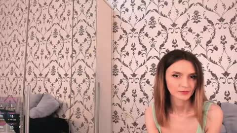 Julia online show from May 2026 07:14:02 AM
