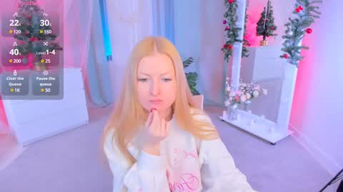 Snapshot of laly_peach chatting on December 2024 03:42:01 PM Laly online show from December 2024 03:42:01 PM