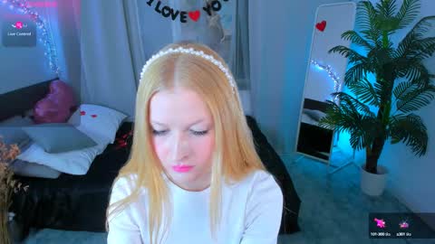 Snapshot of laly_peach chatting on February 2025 04:32:01 PM Laly online show from February 2025 04:32:01 PM